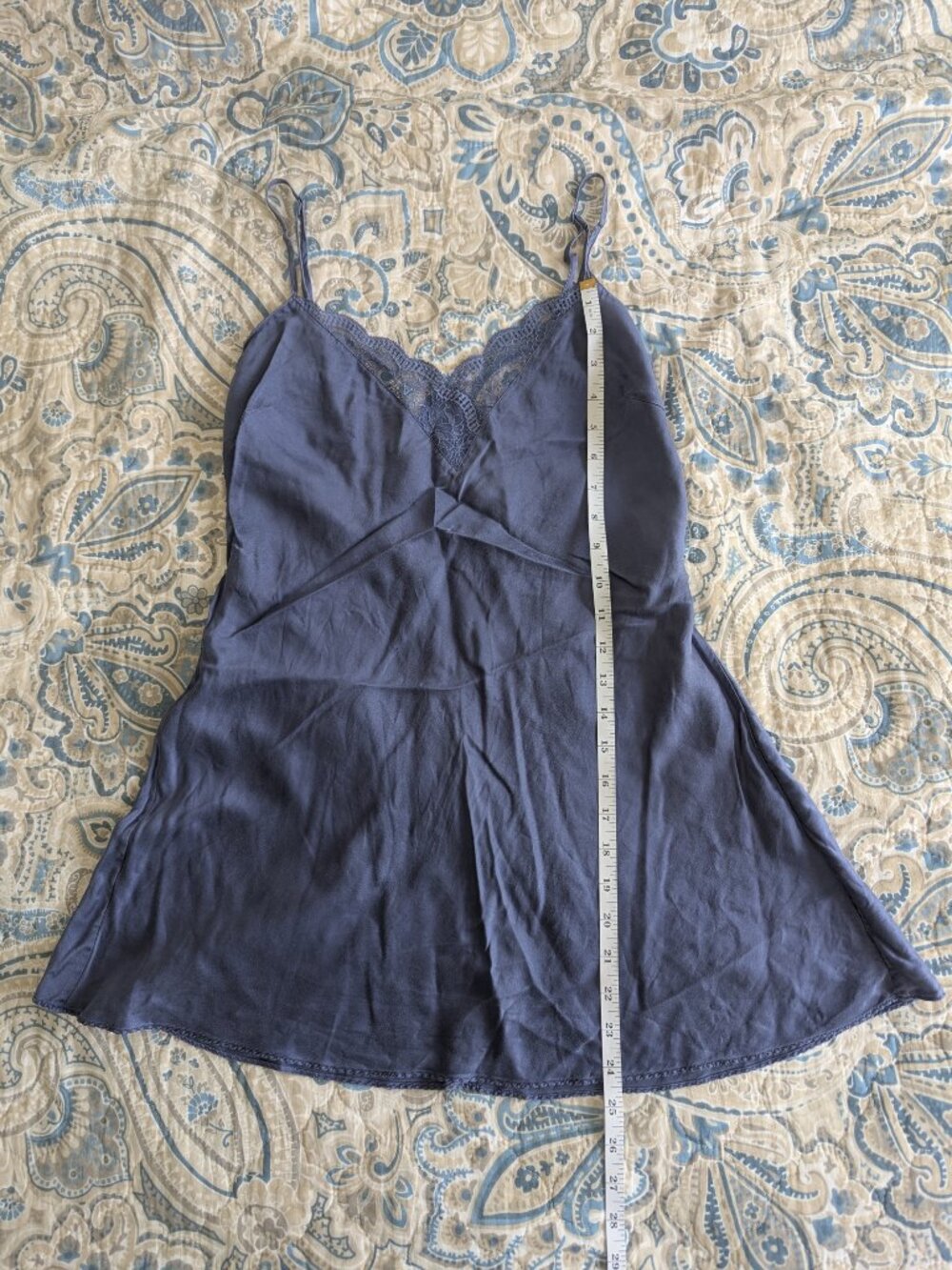 Victoria's Secret Small Blue Lace-Trimmed Mini-Length Cute 100% Silk Chemise - Picture 5 of 13